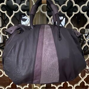 (NWT) NEIMAN MARCUS BCBGMAXAZRIA PURPLE HOBO DUAL HANDLES/STRAP (BRAND NEW TAG)